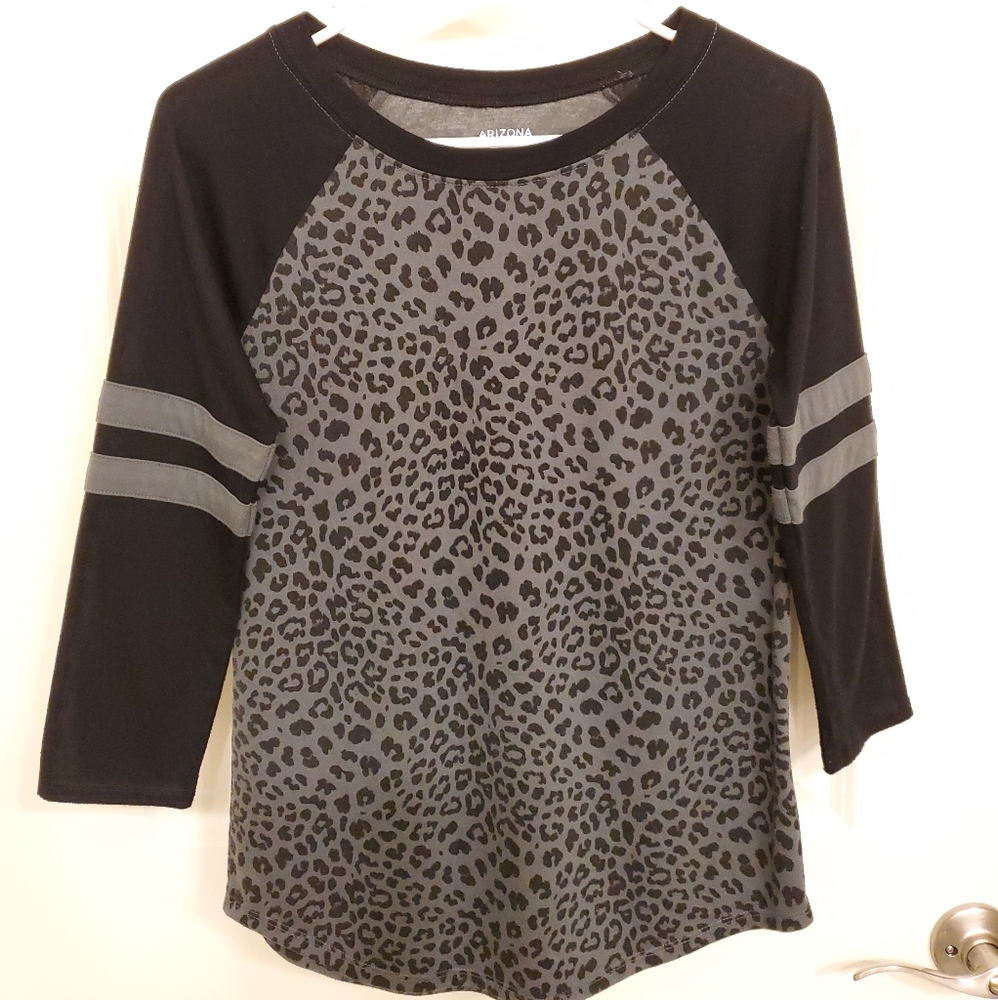 Arizona Jean Co. Leopard Long-sleeve Tee - gray